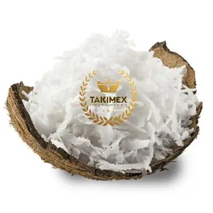 La noix de coco desséchée est séchée et la chair de noix de coco est fabriquée à partir de viande de noix de coco fraîche fruits sains faible en gras