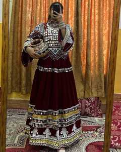 Precio negociable Vestidos vintage afganos Vestido kuchi afgano de material de terciopelo más vendido disponible en colores y diseños personalizados - Product Image 4