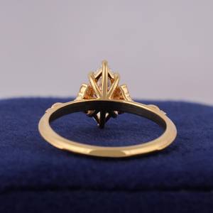 Bague de fiançailles pour femme en or blanc 14 carats plaqué or, diamant de laboratoire de taille marquise de 3,00 CTW, couleur E, vintage, cluster, certifié IGI - Product Image 5