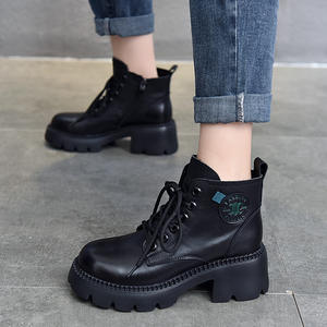 รองเท้าบูทกันน้ำสำหรับผู้หญิง แบบสวมใส่สบายในสภาพอากาศเปียก รองเท้าบูทสูงเหนือเข่าบุซับในอุ่น กันลื่น เหมาะสำหรับฤดูหนาว - Product Image 4