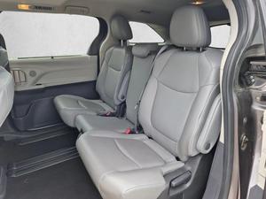 Best Selling 2022 T-o-y-o-t-a Si-en-na XLE FWD 8-<b>Passenger</b> Automatic - Product Image 4