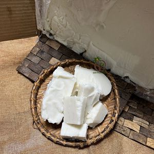 Cire de noix de coco naturelle pour la fabrication de bougies Écologique, combustion propre, longue durée, parfaite pour les bougies faites à la main - Product Image 1