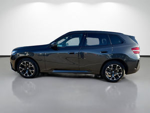 รถยนต์มือสองปี 2025 รุ่น X3 xDrive30i AWD SUV เครื่องยนต์เบนซิน 2.0 ลิตร เทอร์โบ เกียร์อัตโนมัติ รถหรูรุ่นใหม่สำหรับขาย - Product Image 6