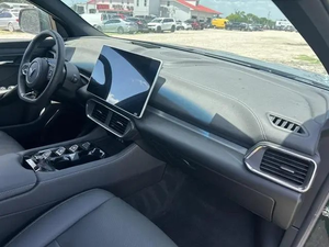 SUV Mediano Eléctrico Usado Verificado, Modelo VF8-Type Plus Edition 2024, Listo para Conducir - Product Image 4