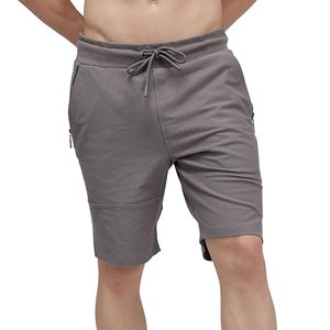 Short en coton mélangé pour hommes fabriqué sur mesure, offre une variété de shorts personnalisés pour la plage, la salle de sport et le yoga. - Product Image 1