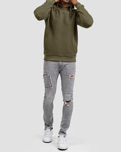 เสื้อฮู้ดดี้ผู้ชายสำหรับฤดูหนาว ราคาปรับได้ สไตล์อินเทรนด์ สินค้ามาใหม่ คุณภาพพรีเมียม ผ้าฝ้าย 100% ไม่เป็นขุย สวมใส่สบาย มีกระเป๋า - Product Image 3