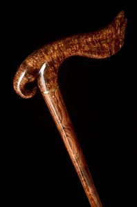 TRADITION 15 AÑOS Fábrica Diseño personalizado Popular 122cm Barnizado Camping Madera Senderismo Bastón - Product Image 2