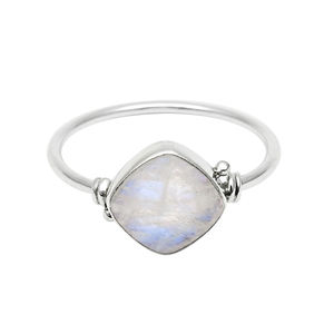 Anillo de piedras preciosas naturales con forma de cojín de Plata de Ley 925 de piedra lunar arcoíris de alta calidad para uso diario, joyería hecha a mano India - Product Image 1