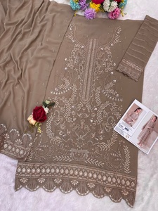 Costume pakistanais de haute qualité en faux georgette lourd avec broderie, travail de séquence et travail de khatli, costume pakistanais prêt à porter - Product Image 5
