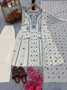 Nouvel ensemble haut, pantalon palazzo et dupatta de style moderne pour femme, coupe régulière, séchage rapide, idéal pour les mariages et les soirées, toutes saisons - Product Image 2