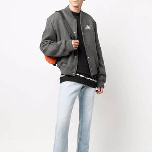 Veste Letterman fabriquée au Pakistan, vente en gros, veste d'hiver Letterman à prix bon marché avec logo fabriqué sur mesure - Product Image 4