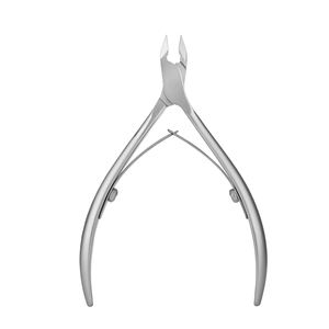 Cortacutículas SMART 30 con Cuchillas de 4 mm, Acabado Satinado, Acero Inoxidable, Herramienta Profesional, Apertura de Mandíbula Ancha, Uñas Gruesas, Manicura Clásica - Product Image 1