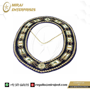 Collar de cadena dorada Forro rojo Respaldo-(Juego de 2) Masonic Regalia Royal Arch Master Mason Collar de cadena de metal Dorado - Product Image 5