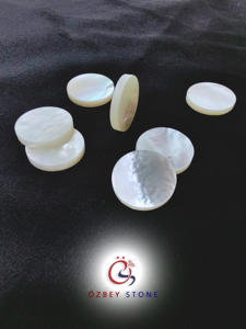 Venta al por mayor de nácar de piedra suelta plana de forma redonda de 10mm, 12mm y 14mm para la fabricación de joyas - Product Image 3