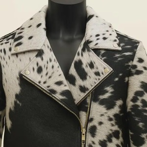 Blouson Moto Homme en Cuir de Vachette Véritable avec Fourrure, Noir et Blanc, Fermeture Éclair Asymétrique, Style Western Streetwear, Vente en Gros - Product Image 2