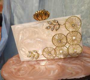 <b>White</b> Color Indian Handicraft Custom Resin Type <b>Clutch</b> <b>Bag</b> for Women Promotional Tote <b>Bags</b> - Product Image 2