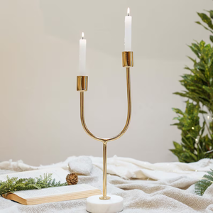 Bougeoirs populaires Décor de chambre Centre de table d'événement de mariage avec finition dorée élégante et style antique pour les maisons modernes - Product Image 1