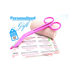 Tijeras de Vendaje Personalizadas con Tu Nombre, Tijeras de Enfermera Rosadas Grabadas, Perfectas para Regalos a Enfermeras por Vaslcare - Product Image 1