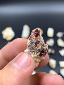 Grenat Maron de haute qualité, pierre précieuse naturelle, spécimen de Skardu, Pakistan, 500g pour collection, décoration, guérison - Product Image 4