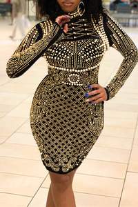 Robe courte de soirée de créateur avec de superbes perles de verre cristal et perles ornées de dentelle décorée pour 2024 - Product Image 2