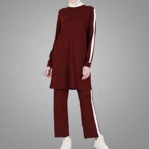 Conjunto Deportivo de Invierno 2026 al por Mayor para Mujeres Musulmanas, Sudadera con Capucha de Forro Polar y Pantalones Deportivos, 100% Algodón, Personalizable - Product Image 6