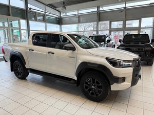 Toyota Hilux SUV 2025 Automática con Asientos de Cuero en Venta - Product Image 2