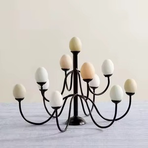 Soporte para huevos de hierro simple con marco abierto y diseño equilibrado para un almacenamiento eficiente de huevos en casa - Product Image 2