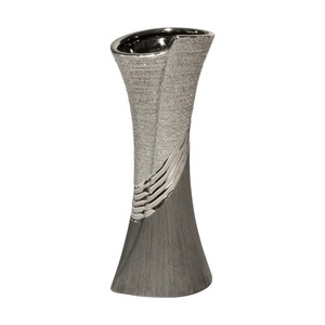 Designer moderne élégant décoration de mariage métal aluminium vase à fleur taille personnalisée à la mode couleur foncée nouvel accessoire de mariage personnalisé - Product Image 3