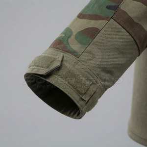 Fabrik-Großhandel Herren Taktisches Hemd Einfarbig Gestrickt Atmungsaktiv Langarm für Outdoor-Training & Freizeitkleidung - Product Image 6