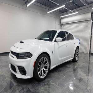 Dodge Charger 2020, el más vendido, con paquete tecnológico, motor Hemi V8 supercargado de 6.2L, 717 HP, transmisión automática de 8 velocidades - Product Image 4