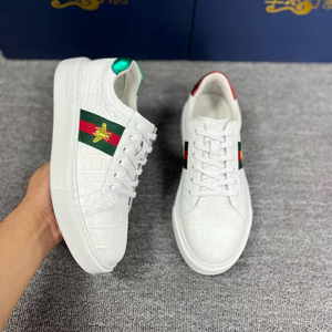 Zapatillas de Cuero con Textura de Cocodrilo de Lujo para Hombre, Zapatos Casuales para Uso Diario con Tacón de Bloques de Color - Product Image 2