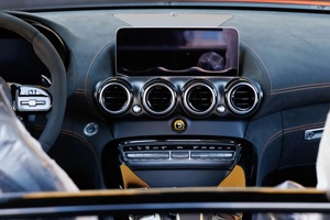 Mercedes-Benz AMG GT Black Series 2023, Caja de Cambios Automática, Gasolina Turbo, Tracción en las Cuatro Ruedas, Cuero Oscuro, USADO, Certificado, Limpio y en Buen Estado - Product Image 3