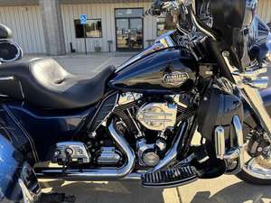 Harley-Davidson d'occasion 2012 ®   FLHTCUTG - Tri Glide ®   Ultra Classique ®   disponible à la vente - Product Image 2