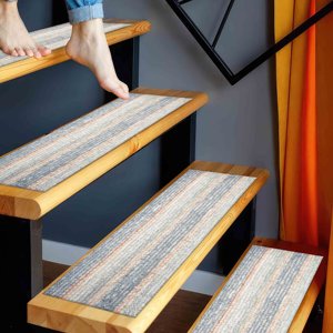 Alfombra para Escaleras, Diseño Kilim en Tonos Suaves, Alfombra Moderna Estampada a Rayas - Product Image 5