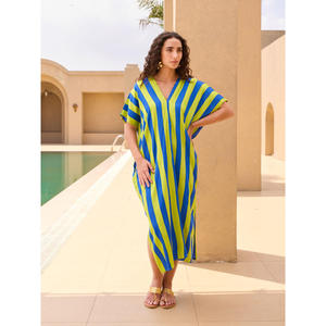 Vestido Kaftan Sol con Cintura Natural, Tela Modal Suave, Estampado Digital - Product Image 2