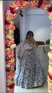 Hermoso último diseñador Lehenga con hermosa impresión digital - Product Image 3