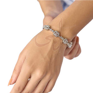 Warm Toned Beads Arranged Gradient Resembles Golden Sunset Vibrant And Earthy <b>Beaded</b> <b>Bracelet</b> - Product Image 6