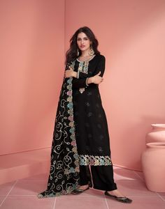 Dernier Designer Georgette Soie Broderie Fil Travail Palazzo Costume Par Fab Zone - Product Image 2