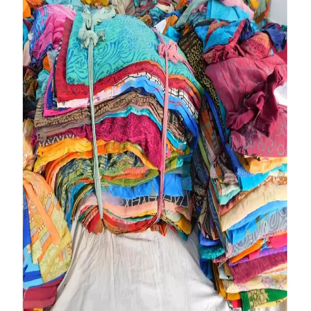 Ấn Độ Bán Buôn Phụ Nữ Quần Áo Ngủ Maxi Gown Đồ Lót Kaftan Kimono Ăn Mặc Làm Vintage Tái Chế Sử Dụng Cũ Crepe Lụa Sari Vải