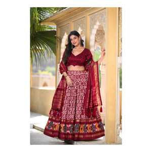 Ornez-vous dans l'art de la soie Tussar et l'allure envoûtante des imprimés Patola avec un ensemble exquis lehenga choli - Product Image 1