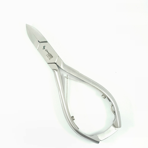 Coupe-ongles professionnel robuste de qualité allemande en forme de demi-lune Coupe-ongles à verrouillage arrière Coupe-ongles personnalisé - Product Image 1