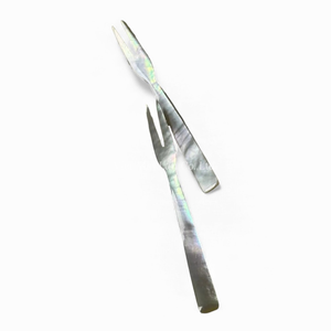 Tenedor de Nácar para Servir Postres y Uso Elegante en la Mesa, Elaborado con Concha Natural en Vietnam - Product Image 1