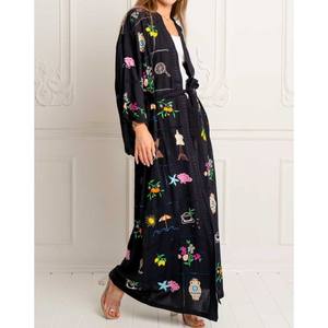 Kimono long pour femmes, design ouvert sur le devant, offrant un port confortable et un style sans effort pour les besoins de la mode quotidienne - Product Image 2