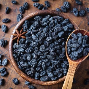 Raisins secs noirs biologiques de qualité supérieure pour l'industrie alimentaire Livraison rapide Acheter aujourd'hui - Product Image 1