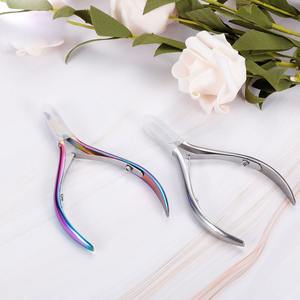 Coupe-ongles en acier dur de haute qualité, coupe-cuticules, vente en gros, professionnel pour hommes et femmes, fabriqué au Pakistan - Product Image 4