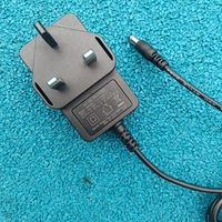 Adaptateur secteur AC/DC 36W 12V 3A, matériau PC, prise UK 3 broches, certification de sécurité PSB Singapour, câble de 1,5 m, efficacité 6