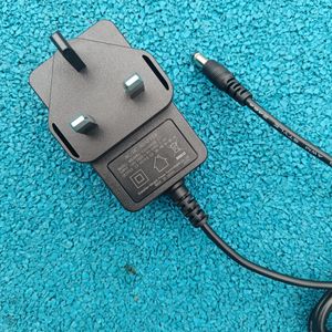 محول طاقة تيار متردد/مستمر 36 واط 12 فولت <span class=keywords><strong>3</strong></span> أمبير، مصنوع من مادة البولي كربونات، قابس بريطاني ثلاثي الشوكات، معتمد من هيئة السلامة في سنغافورة، كابل 1.5 متر، كفاءة 6 - Product Image 4