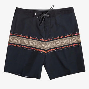 Shorts de plage pour hommes adultes en marque privée, vente en gros, shorts de volley-ball personnalisés imprimés, ensembles 100% polyester - Product Image 5
