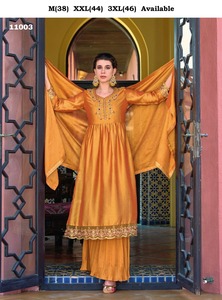 นักออกแบบล่าสุดเทียมเย็บปักถักร้อยผ้าไหม Georgette ทํางานมือชุด Palazzo โดย Fab Zone - Product Image 4