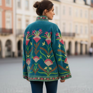 Veste en velours Suzani brodée à la main, motif floral, style décontracté, pour les fêtes ou un usage quotidien - Product Image 3
